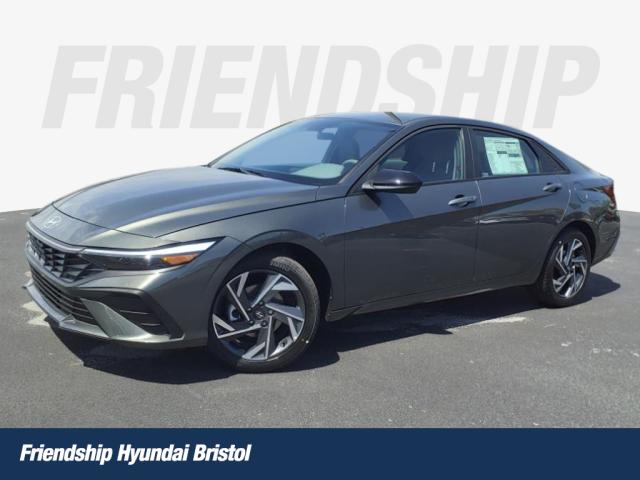 2025 Hyundai ELANTRA SEL