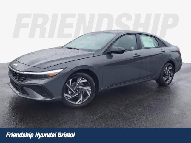 2025 Hyundai ELANTRA SEL