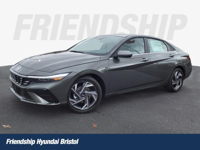 2025 Hyundai ELANTRA Limited