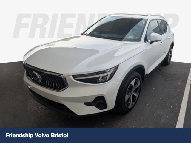 2023 Volvo XC40