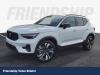2025 Volvo XC40 B5 Ultra Dark Theme