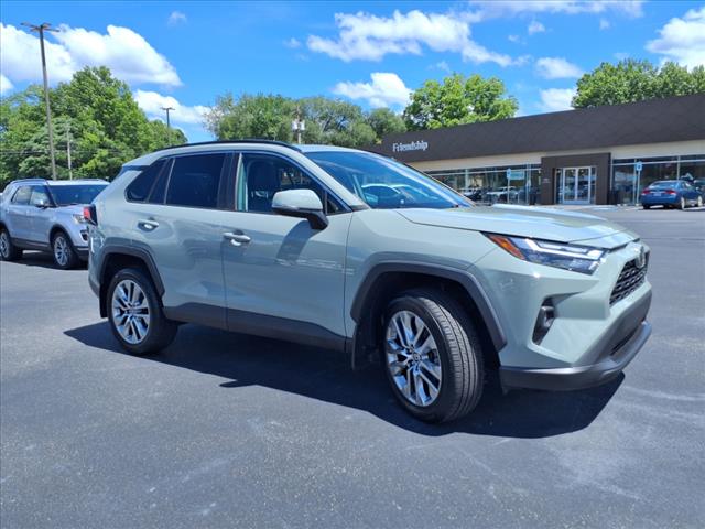 2022 Toyota RAV4 XLE Premium