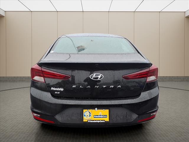 2019 Hyundai ELANTRA SE