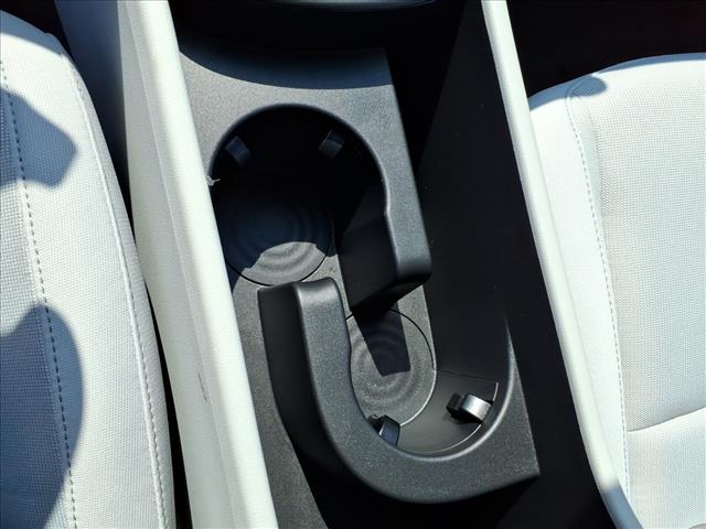 2026 Hyundai KONA SEL