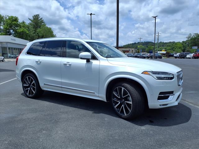 2025 Volvo XC90 B6 Plus 7-Seater