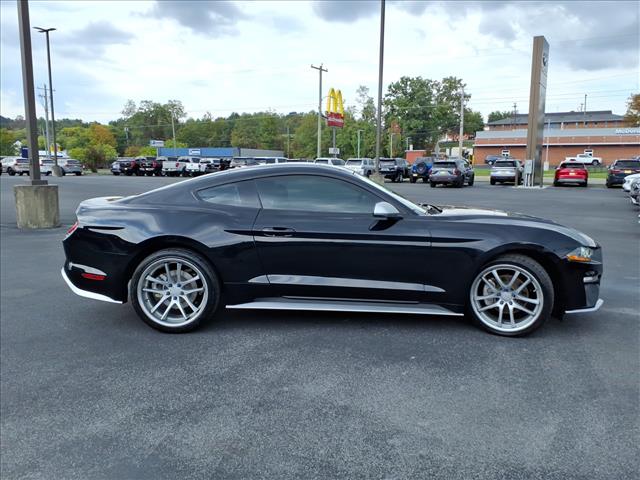 2022 Ford Mustang EcoBoost