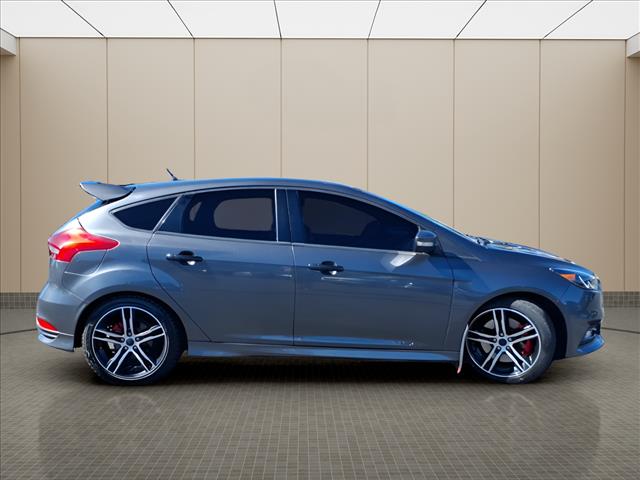 2018 Ford Focus ST
