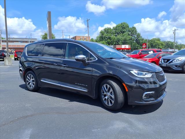 2024 Chrysler Pacifica Plug-In Hybrid Pinnacle
