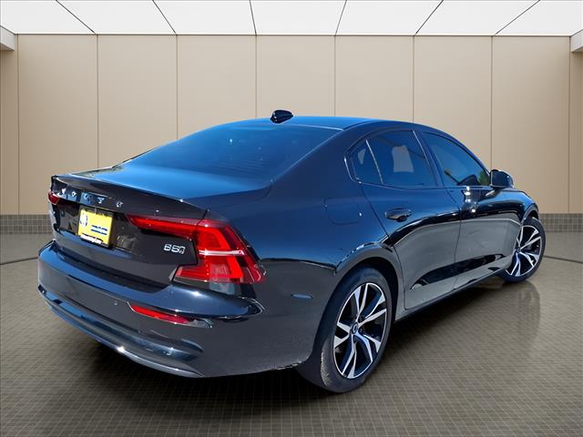 2025 Volvo S60 B5 Core