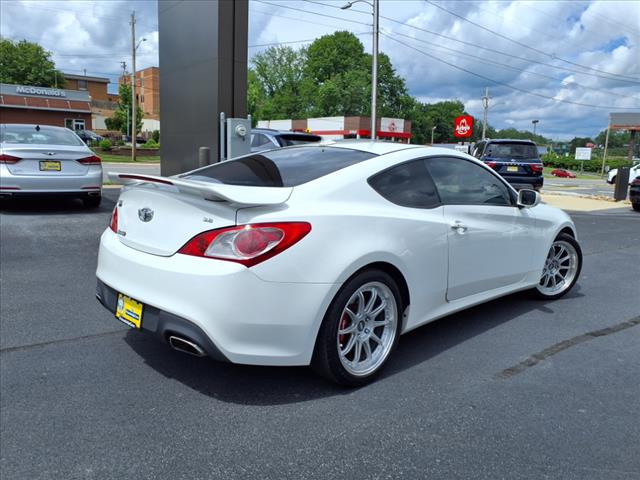 2011 Hyundai Genesis Coupe 3.8L Grand Touring