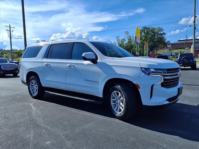 2023 Chevrolet Suburban LT