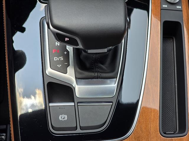 2022 Audi Q5 45 S line Premium quattro