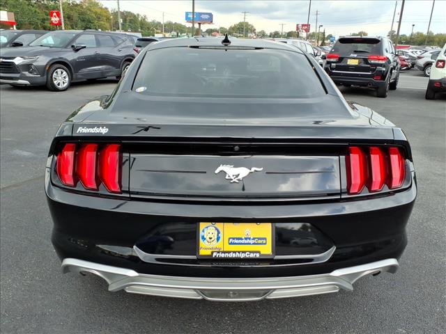 2022 Ford Mustang EcoBoost