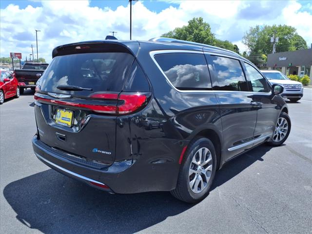2024 Chrysler Pacifica Plug-In Hybrid Pinnacle