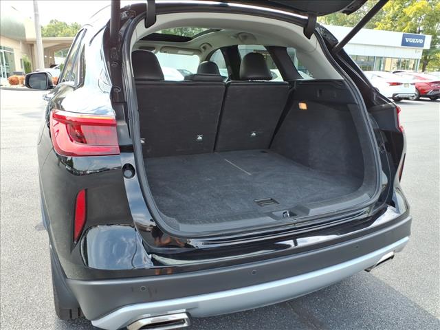 2021 INFINITI QX50 LUXE