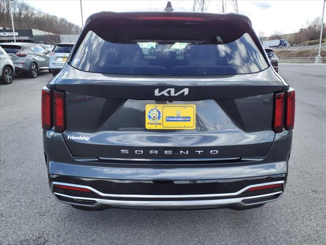 2022 Kia Sorento S