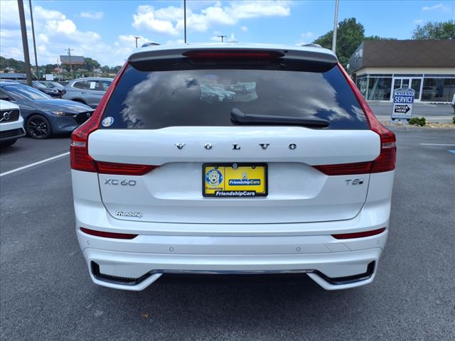 2025 Volvo XC60 T8 Plus