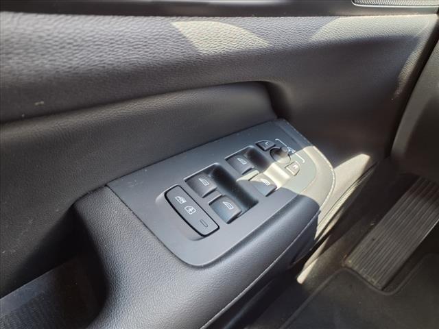 2024 Volvo S60 Recharge T8 Plus Dark Theme