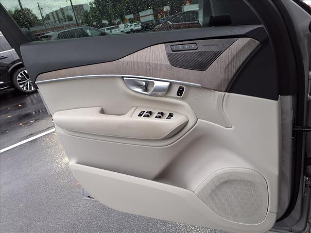 2024 Volvo XC90 Recharge T8 Plus Bright Theme 7 Passenger