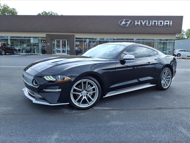2022 Ford Mustang EcoBoost
