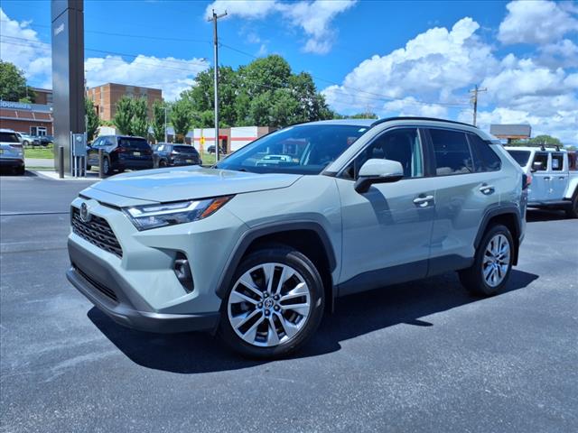 2022 Toyota RAV4 XLE Premium