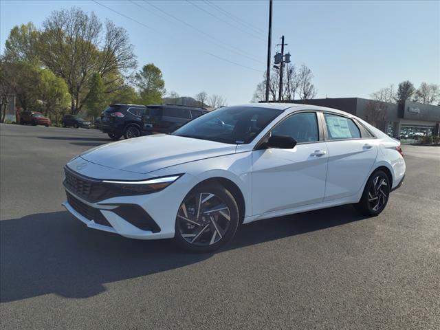 2025 Hyundai ELANTRA SEL