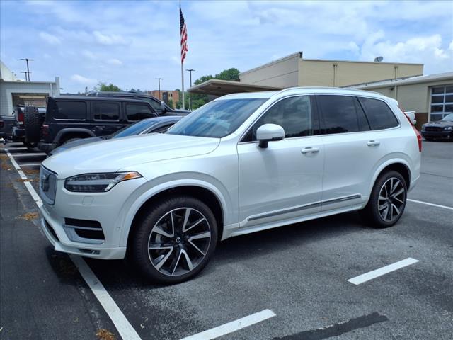 2025 Volvo XC90 B6 Plus 7-Seater