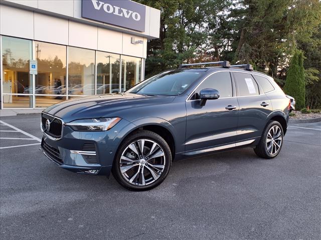 2022 Volvo XC60 B5 Momentum
