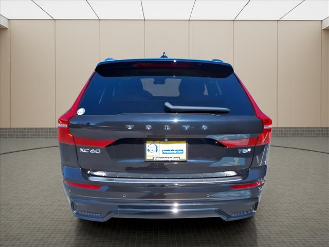 2025 Volvo XC60 T8 Plus