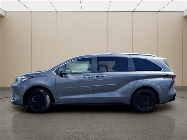 2021 Toyota Sienna Platinum 7 Passenger