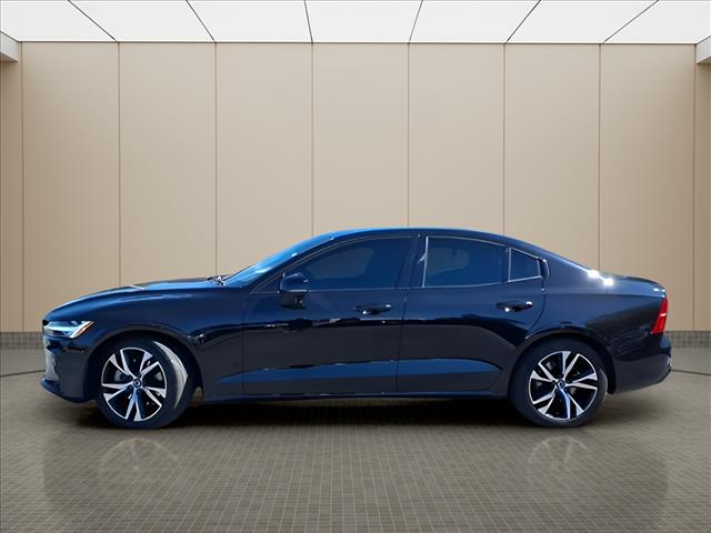 2025 Volvo S60 B5 Core