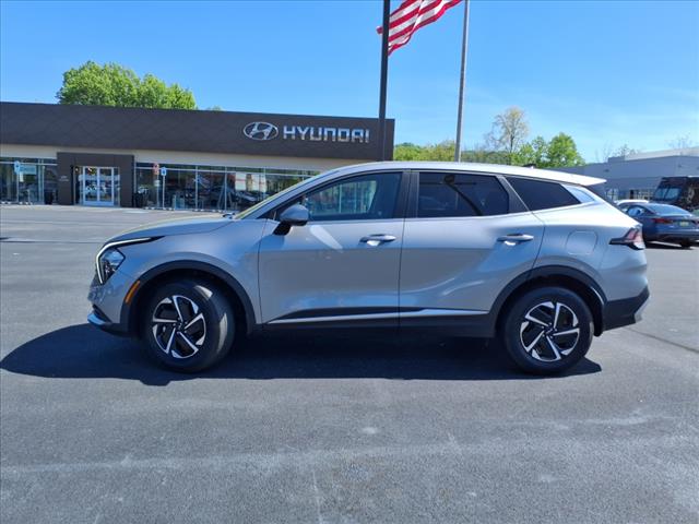 2023 Kia Sportage Hybrid LX