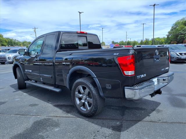 2015 Nissan Titan SV