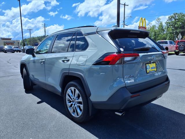 2022 Toyota RAV4 XLE Premium