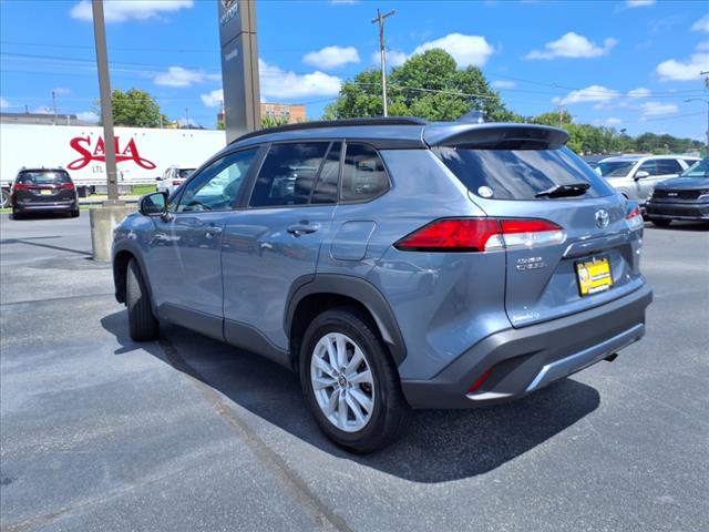 2022 Toyota Corolla Cross LE