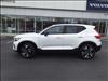2025 Volvo XC40 B5 Ultra Dark Theme
