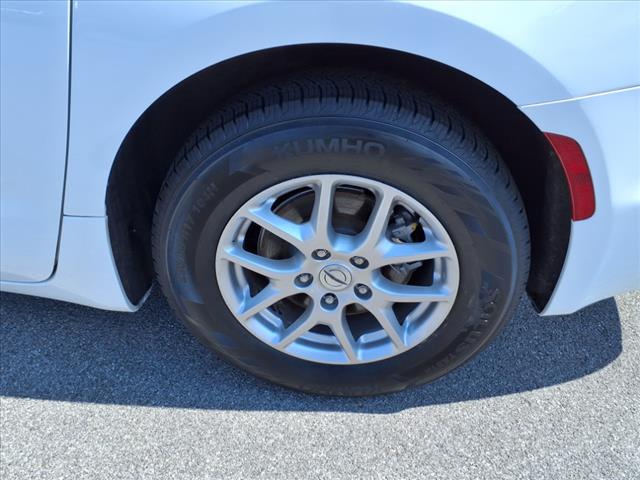 2024 Chrysler Pacifica Touring