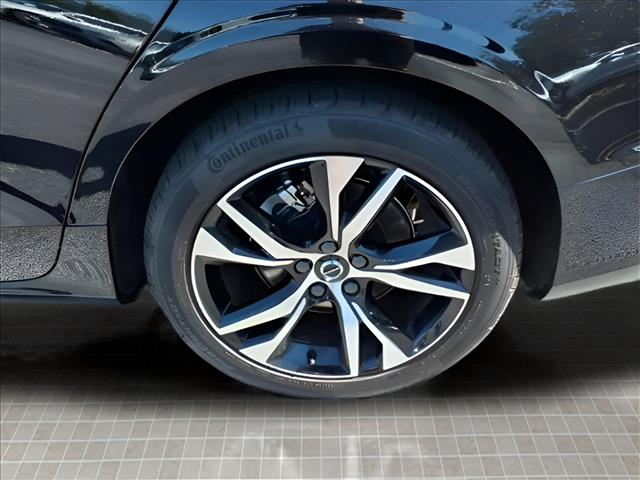 2025 Volvo S60 B5 Core