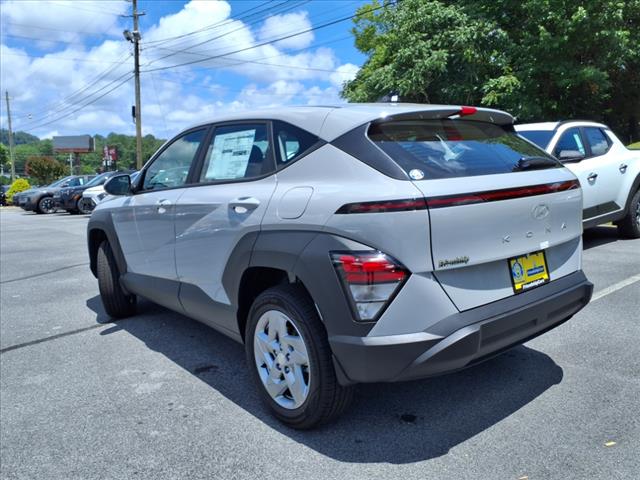 2025 Hyundai KONA SE