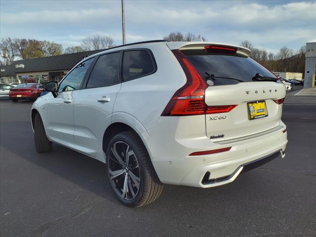 2025 Volvo XC60 T8 Ultra