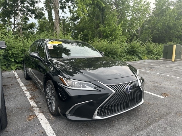 2021 Lexus ES 300h 300h