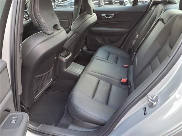 2024 Volvo S60 Recharge T8 Plus Dark Theme