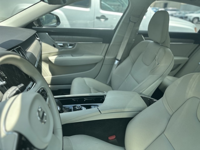 2025 Volvo S60 B5 Core
