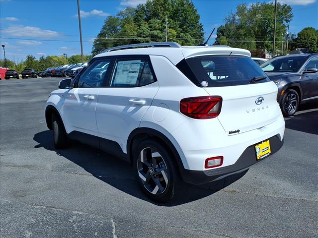 2025 Hyundai VENUE SEL