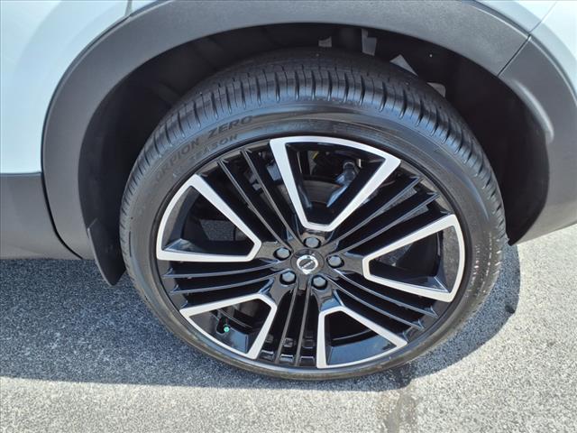 2026 Volvo XC40 