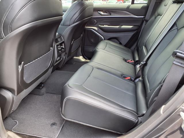 2025 Jeep Grand Cherokee Overland