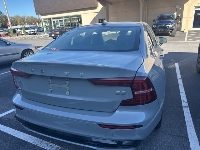 2025 Volvo S60 B5 Core
