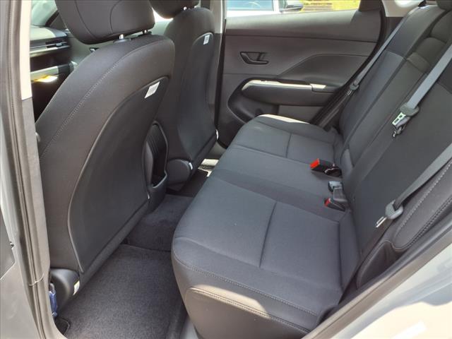 2025 Hyundai KONA SE