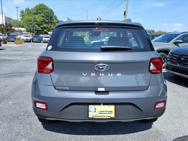 2025 Hyundai VENUE SEL