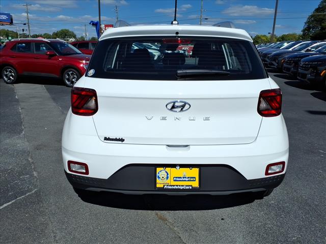 2025 Hyundai VENUE SEL